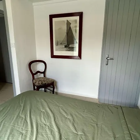 Maison Familiale Avec Cour Intarieure - 4 Pers. - Fr-1-224b-263 Ferienhaus *